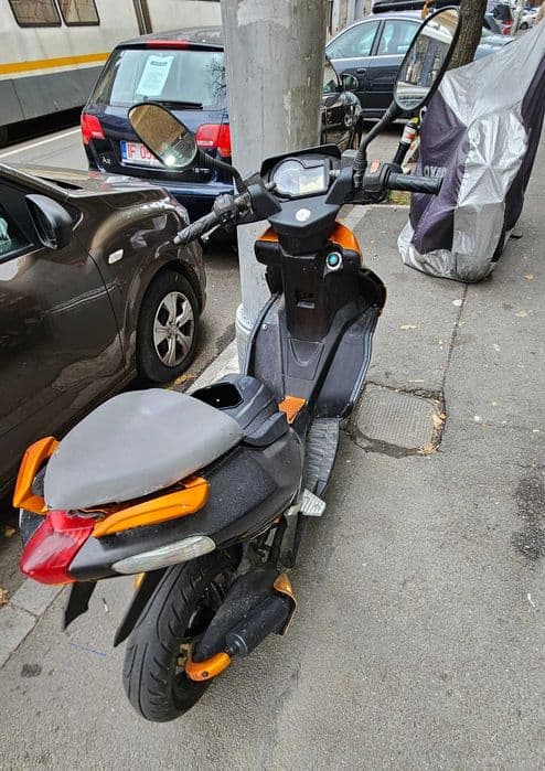 Scuter Aprilia VF 50cm