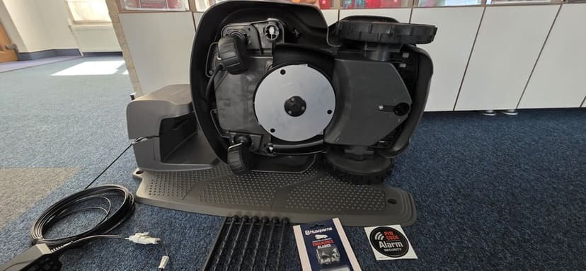 Robot tuns iarba Husqvarna 315 Mark II nou