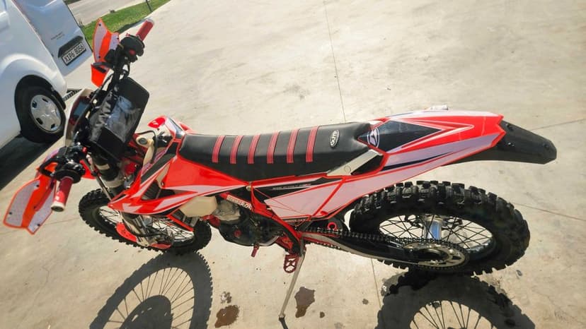 beta 350 RR...2018..70 ore.. cu acte