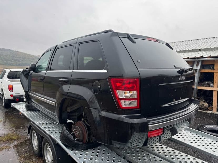 Dezmembrari Dezmembrez Piese piesa Dez Jeep Grand Cherokee 3.0 d 2007