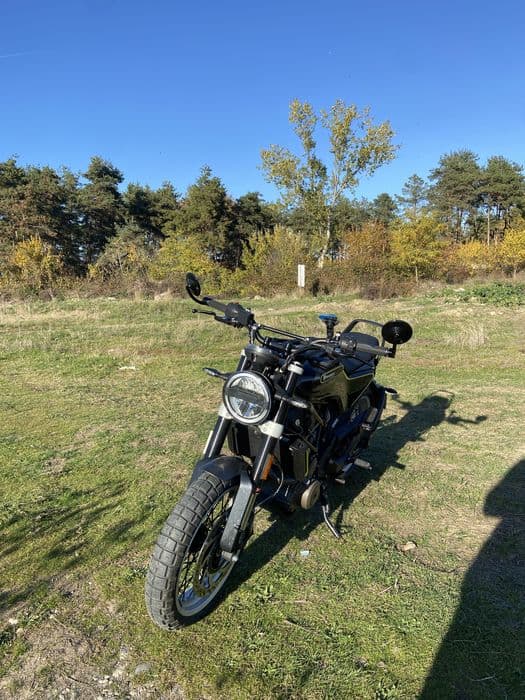 Husqvarna Svartpilen 401 A2 ABS