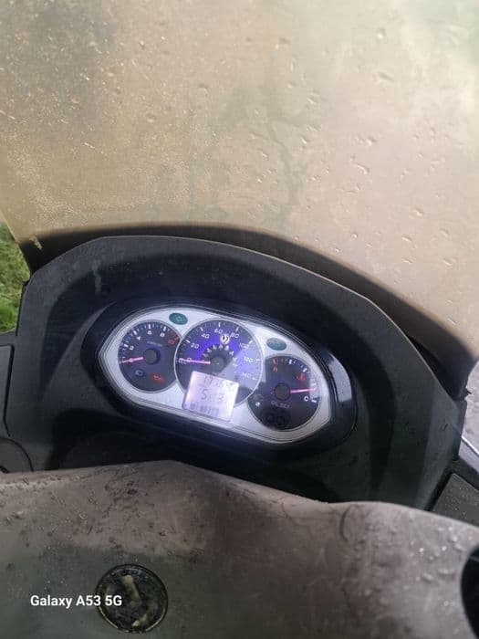 vand scuter de 200cc