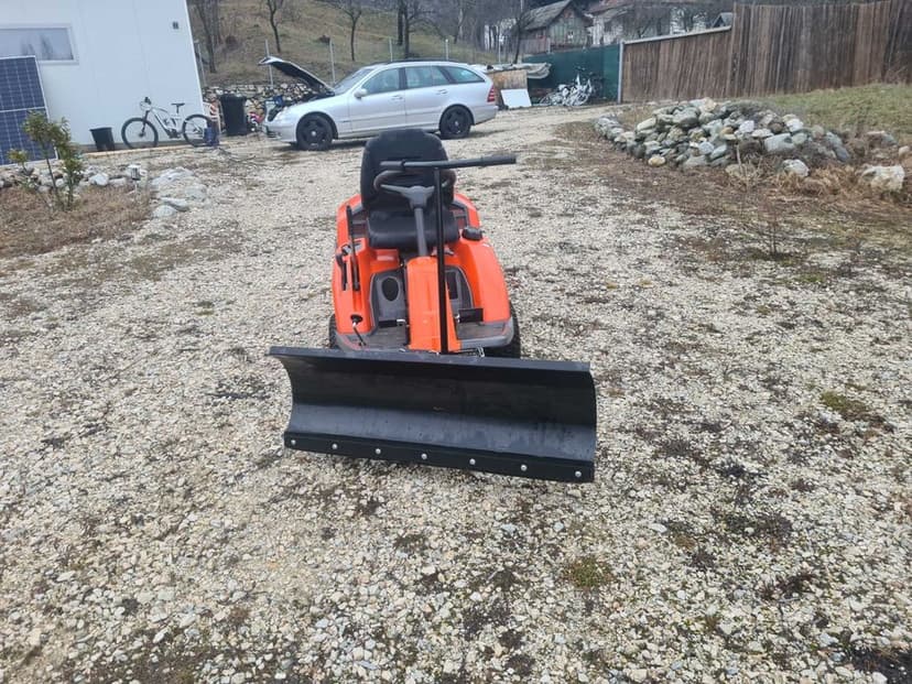 Husqvarna Rider R320AWD 10.2kw