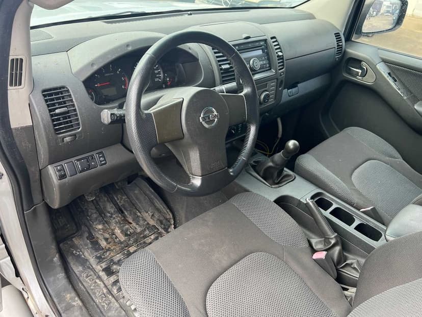 DEZMEMBREZ Nissan NAVARA D 40 2.5 DCI 4X4 174 cp 2007 Import Austria