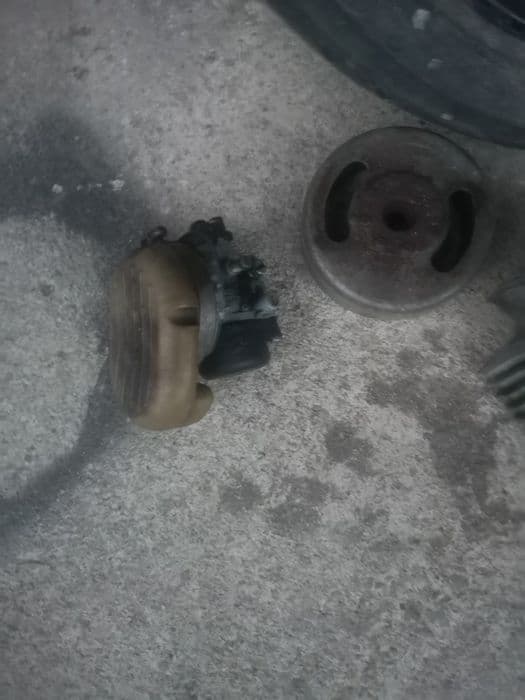 De vânzare moped gyromat 50 cc se vinde cu toate piesele preț 600 lei