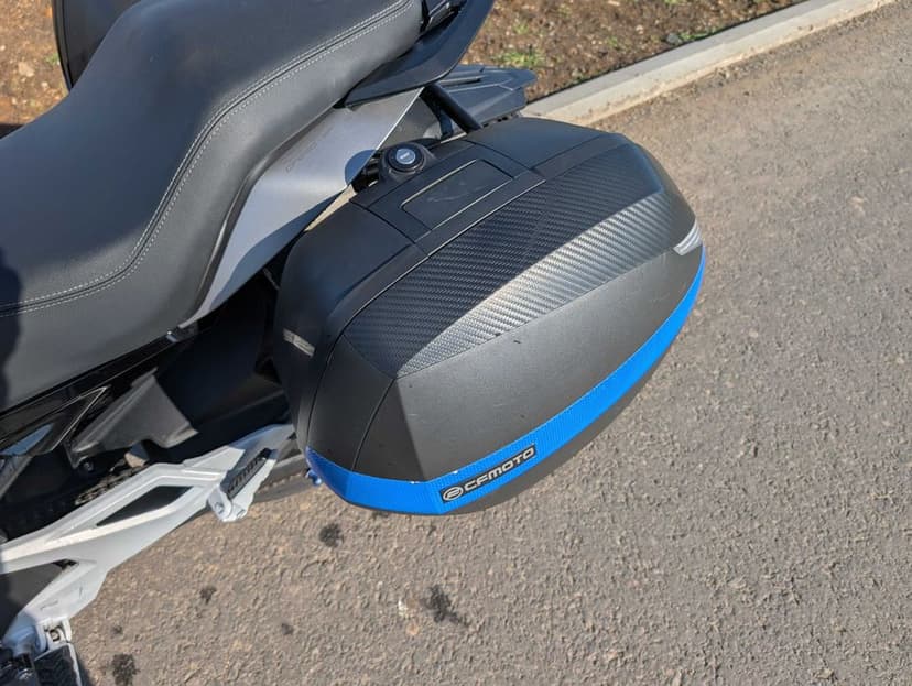 CFMOTO 650MT - An 2022 / 12.000 KM - Echipare Touring