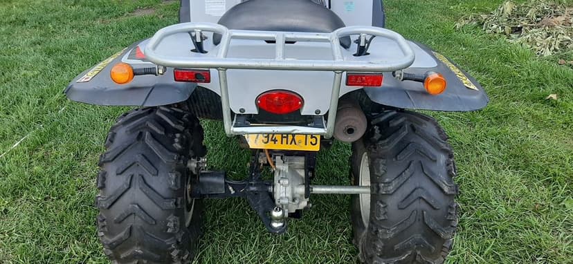 Vând atv linhai 300cc 2x4