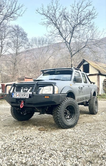 Nissan Navara D22 2009 ( nu hilux , l200 , ranger )