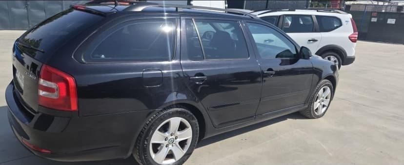 Skoda Octavia 2 2010 DSG ( cutie defecta)