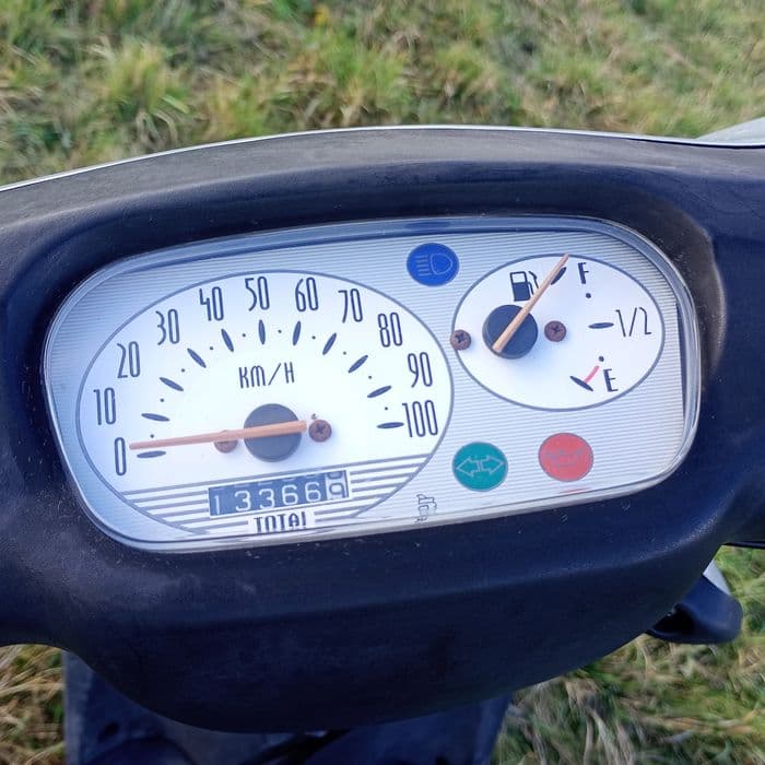 Scuter YAMAHA neos an fabr 1999,