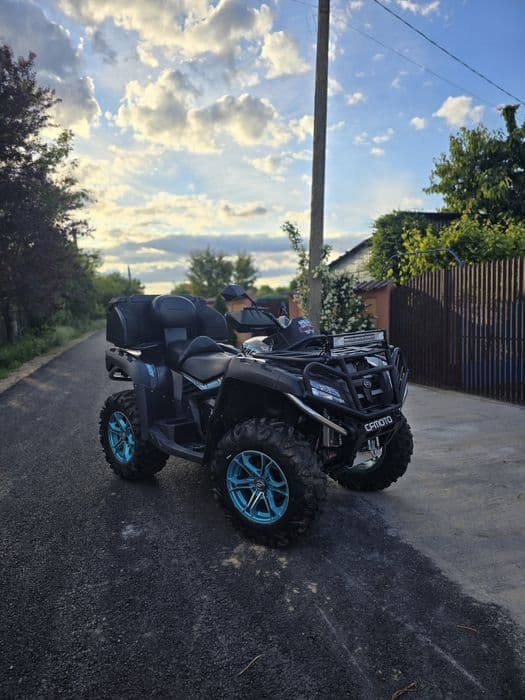 Vând cf moto 800 (X8)