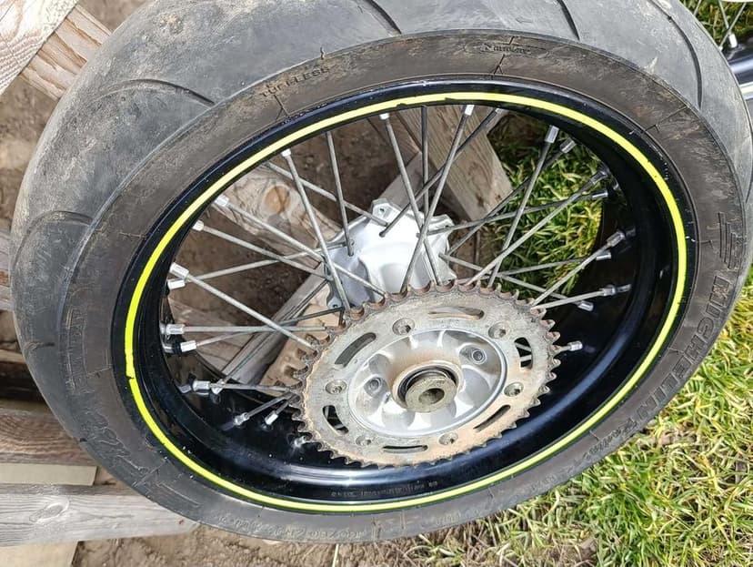 Roti supermoto Suzuki drz 400