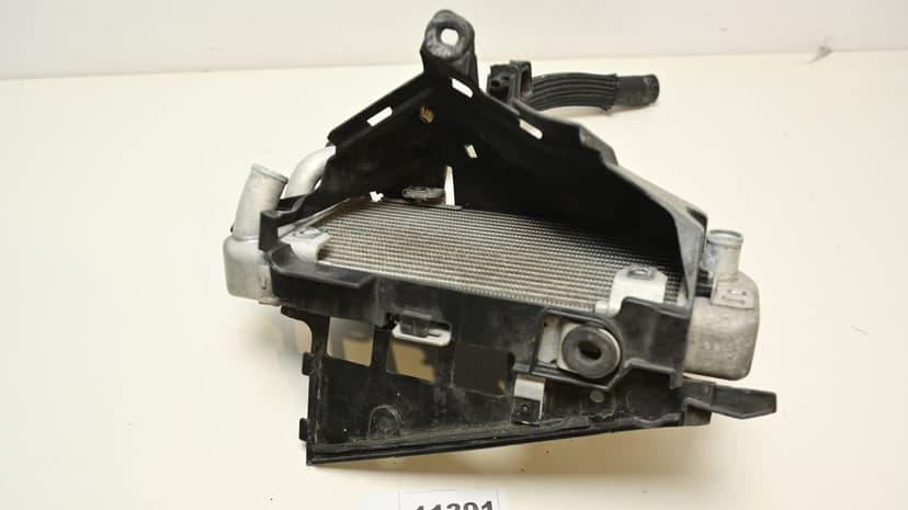 Radiator Apa Stanga Cu Grila Si Plastic Spate Honda CRF 1000 Africa