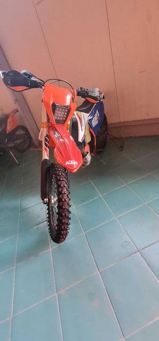 KTM EXC 300 TPI  ( nu beta/ husqvarna/ gas gas)