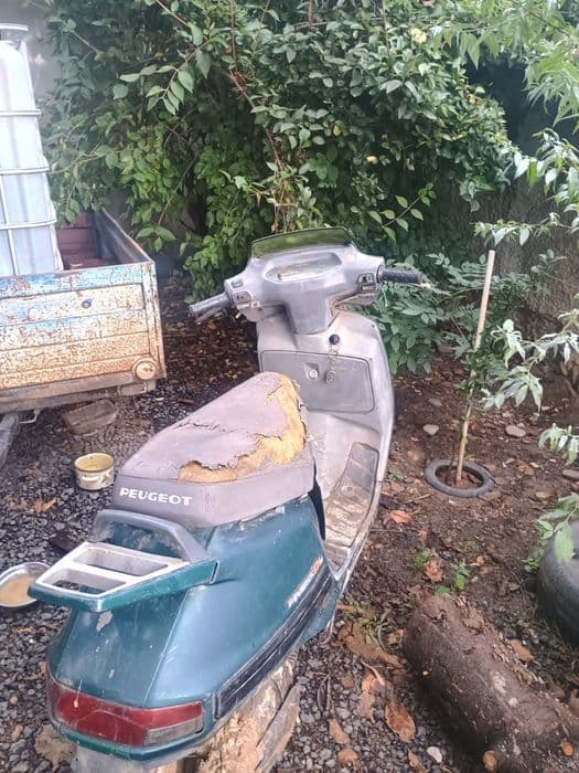 Vând scuter fără acte