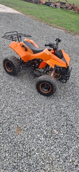 Vând mai multe atv uri de 125cc aproape noi