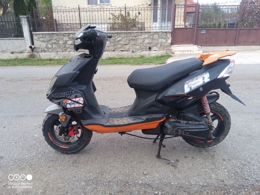 Scuter EXPLORER 49cc cu acte
