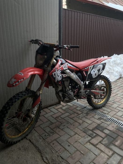 De vanzare honda crf 250 r