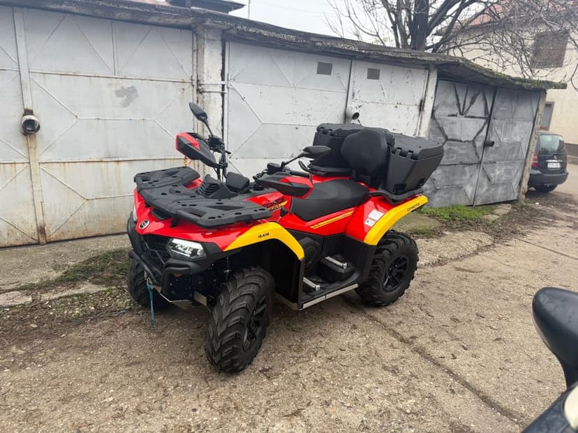 ATV CFMoto. 2025.