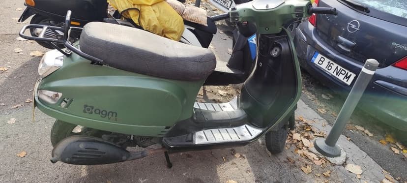 Scuter AGM  50 cmc
