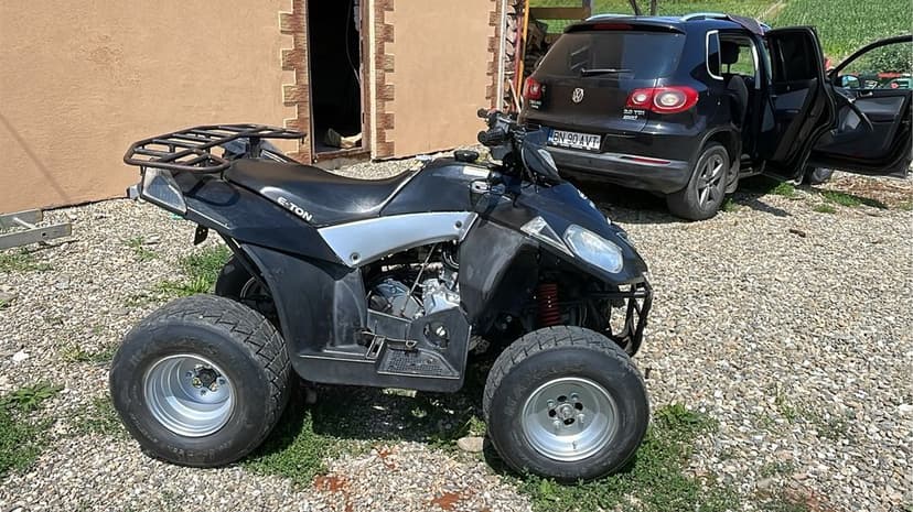 Vand atv e ton vector cu acte sau fac schimb