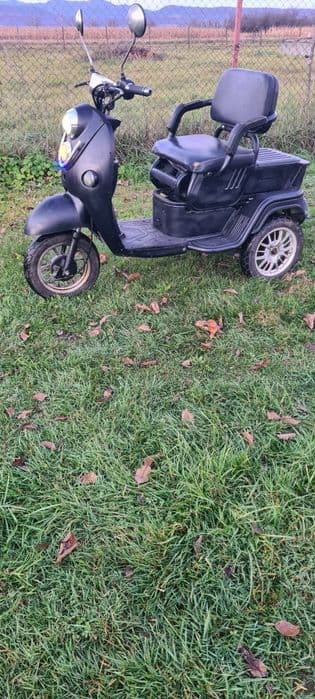 Triciclu Scuter electric