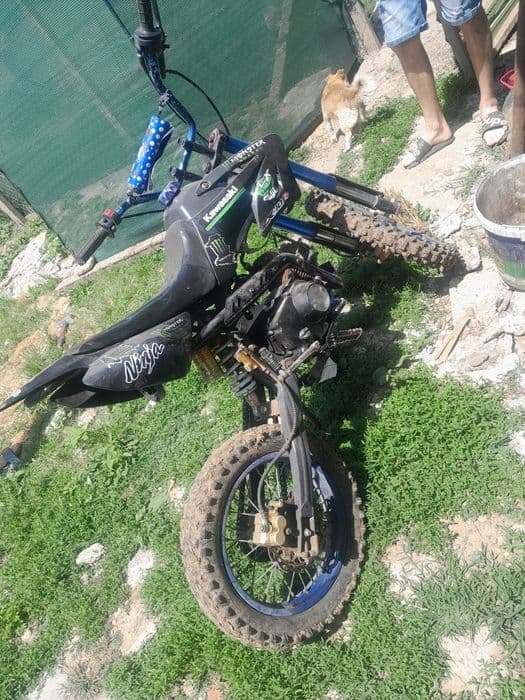 Vand cros sau schimb cu lucruri stare buna de functionare motor nou pe