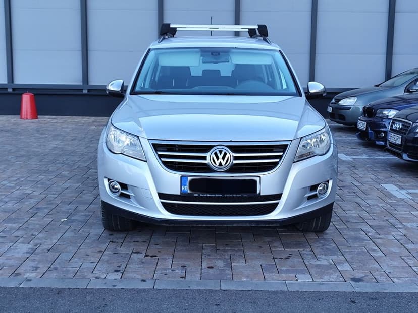 Vw tiguan 2 0 tdi manual 4x4 impecabila . RATE DOAR CU BULETINUL