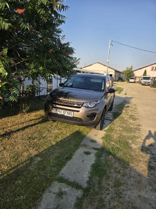 Vând Land Rover Discovery Sport