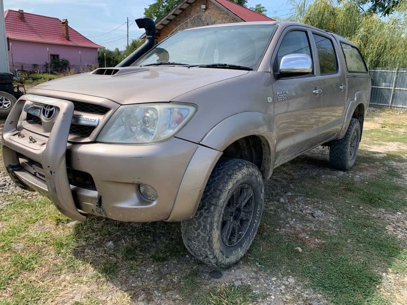 Dezmembrari Dezmembrari Piese piesa Dez Toyota Hilux 2009 3.0 diesel