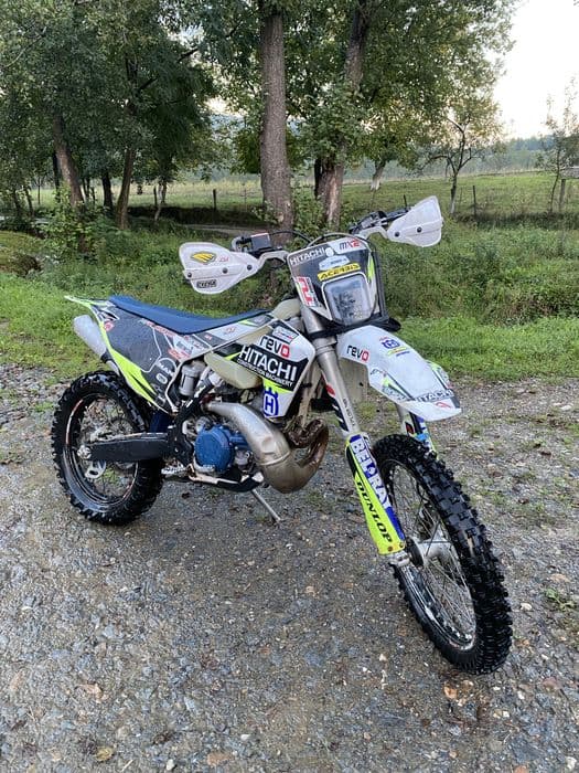 Husqvarna TE 300 2017 - Enduro-Carburator