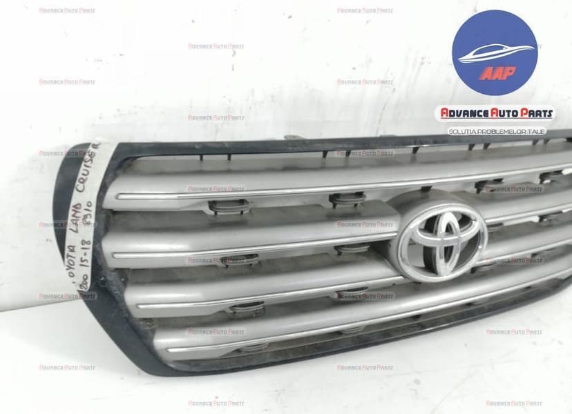 Grila centrala originala Toyota  Land Cruiser  J200 [2th facelift] [20