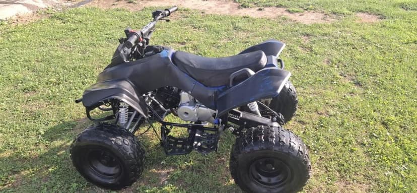Vând atv de 125cc semi automat