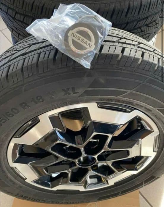 Cauciucuri cu jante Nissan Navara