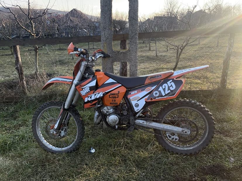 Vând sau schinb ktm sx 125 an 2008