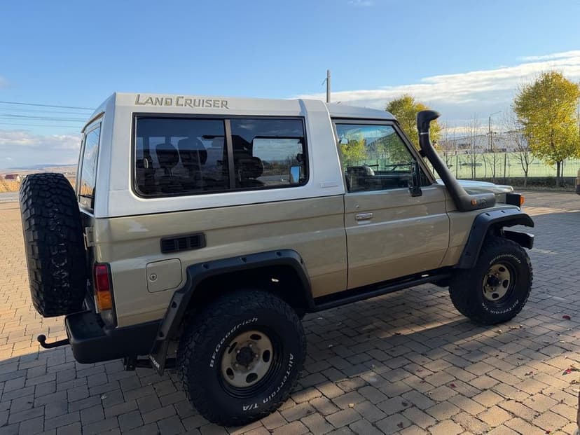 Toyota Land Cruiser 4.2 HZJ 73 Heavy Duty autoutilitara