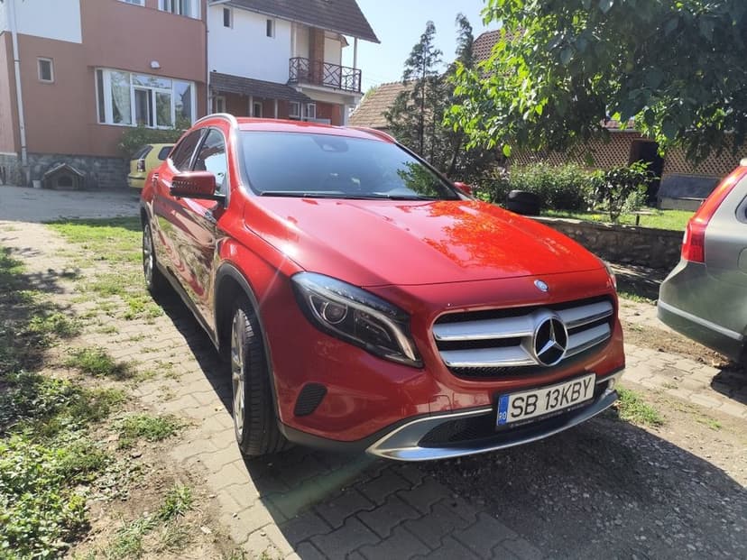 Mercedes-Benz GLA 4MATIC