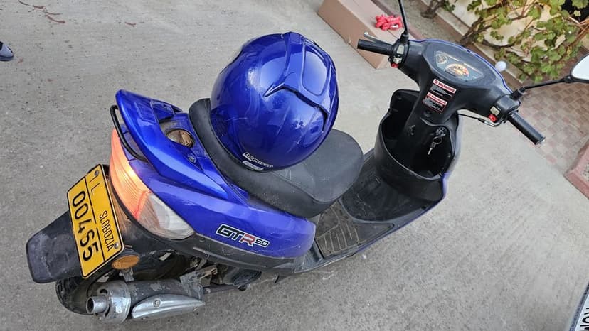 Scuter Pegasso Motor de 49cm2, 3.000 de km