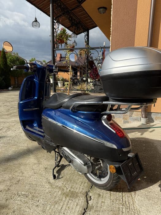 Scuter peugeot djangoo 49 cm 4t -2021 - Carte RAR
