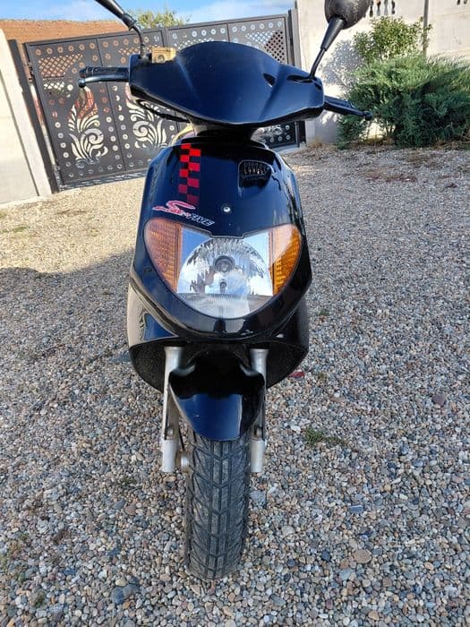 Vând scuter daelim S Five