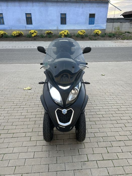 Piaggio mp3 300