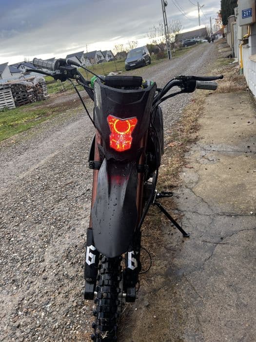 De vanzare cross 125