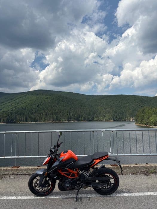 KTM DUKE 390 2023