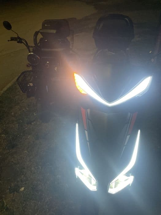 Vând Scuter Electric motor de 1200w Nou  Aciziționată de 3 Săptămâni