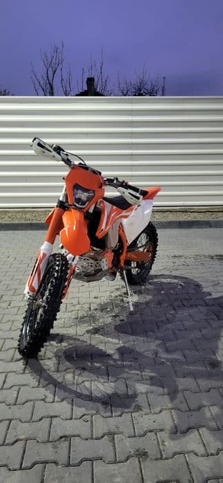 KTM  300 2018 carburație
