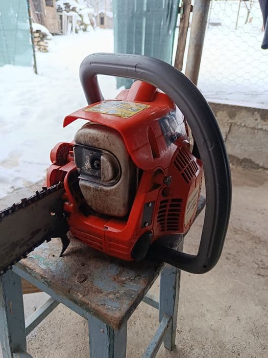 Drujbă Husqvarna e240