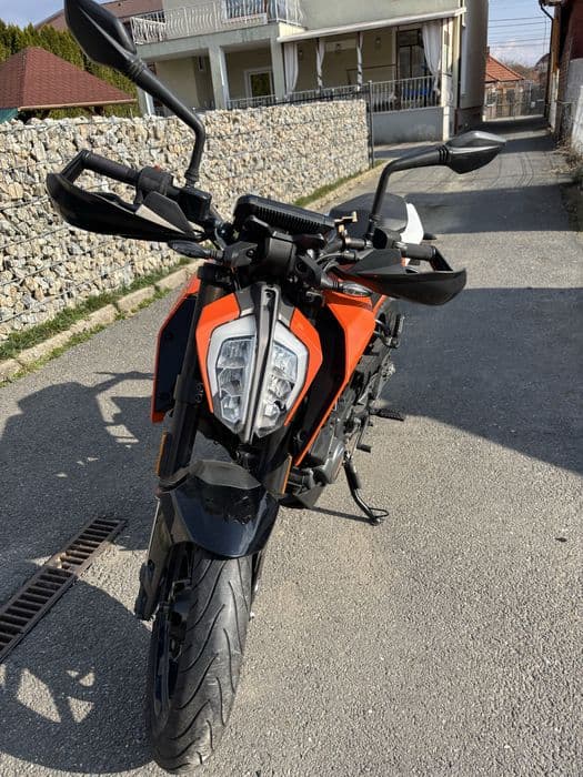 Ktm duke 125 an 2019 9.300km proprietar firma tva inclus