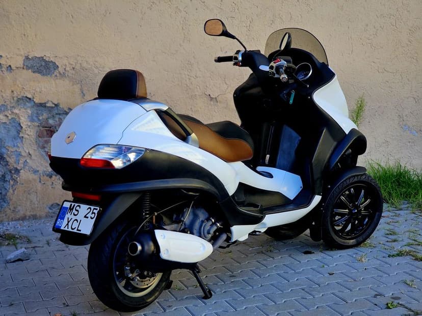Piaggio MP3 250cm