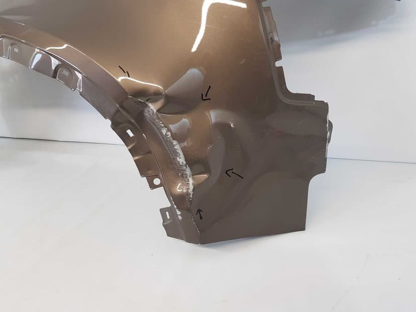 Aripa dreapta fata Land Rover Defender dupa 2021