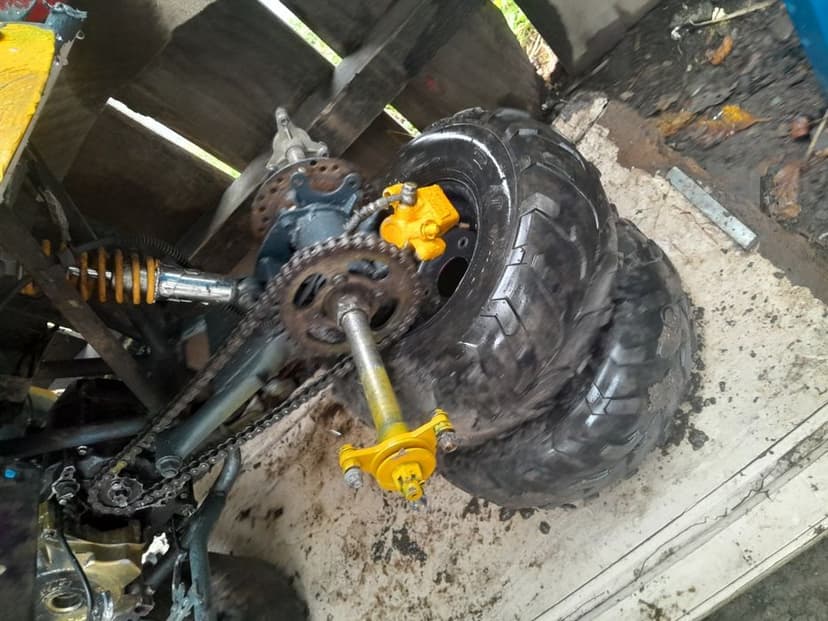 Vând sau dezmembrez atv 125cc  necesita motor